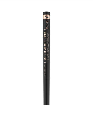 Wodoodporny eyeliner w pisaku z bardzo cienką końcówką intensywna czerń 010 Catrice - 1